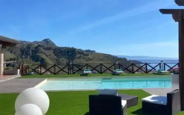 Villa panoramica Taormina