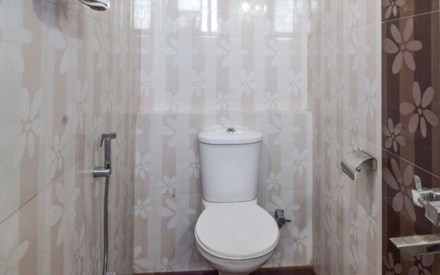 OYO 5715 Hotel King Mansion