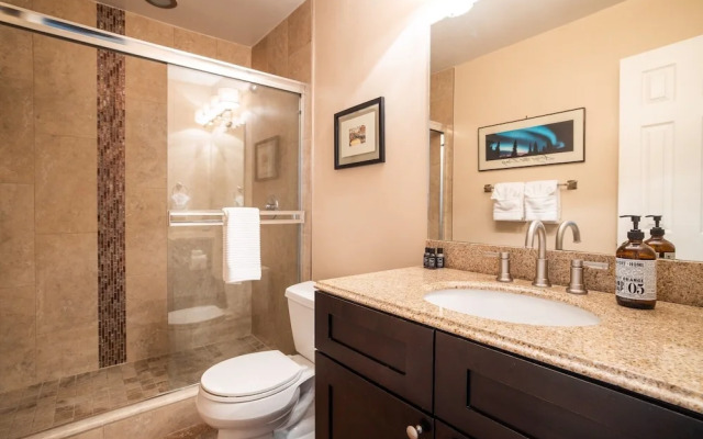 Scottsdale Miller 2 Bedroom Condo by RedAwning