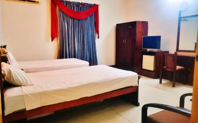 New Doves Inn Hotel