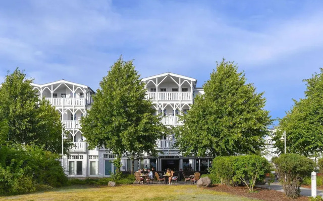 Apartment With Balcony in Ruegen