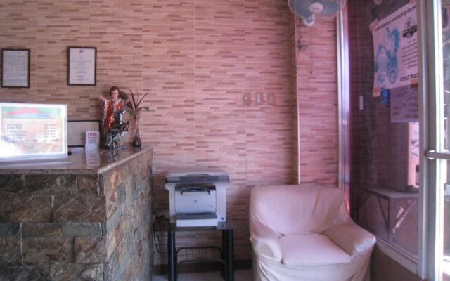 J & J Hotelier