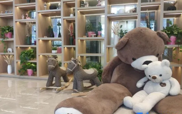 Weiyi Hotel