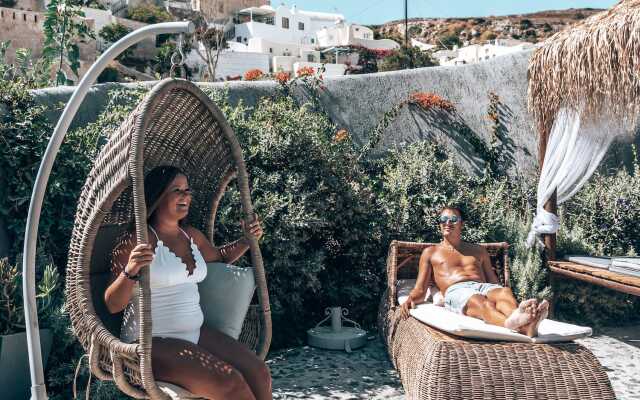 Rock Villas - Emporio | Pool, Jacuzzi, Castle View