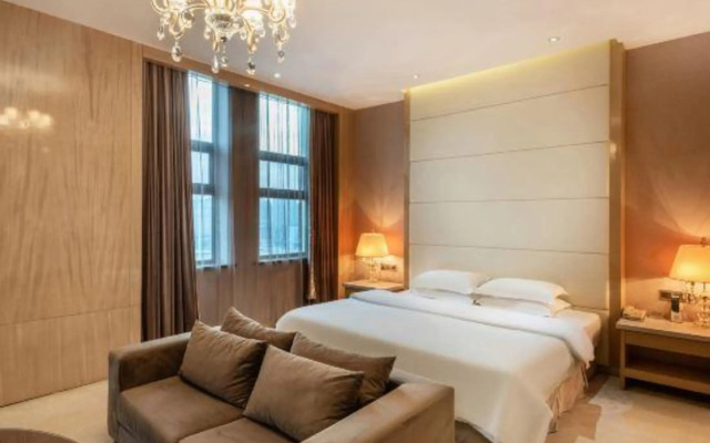 HR-East Hotel