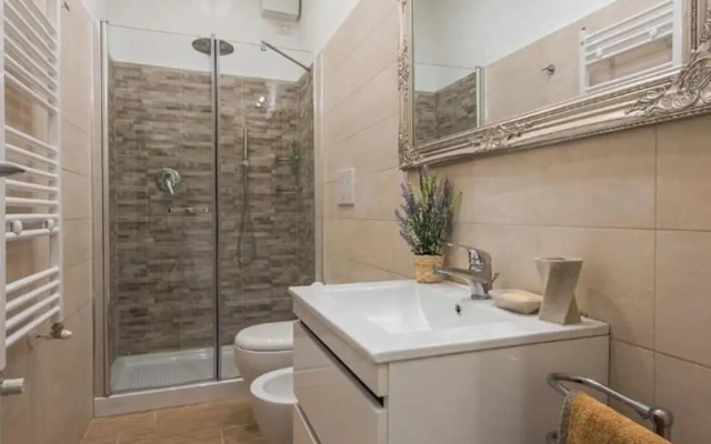 Cozy apartment with gym