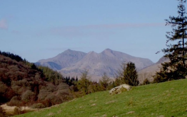 Bryn Llys Uchaf