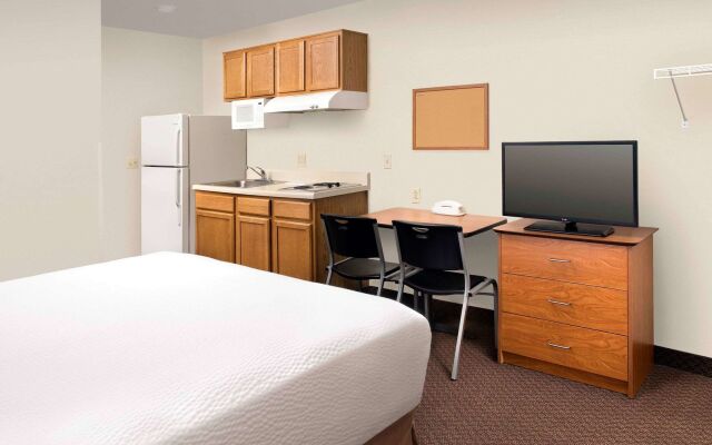 WoodSpring Suites Austin North I-35