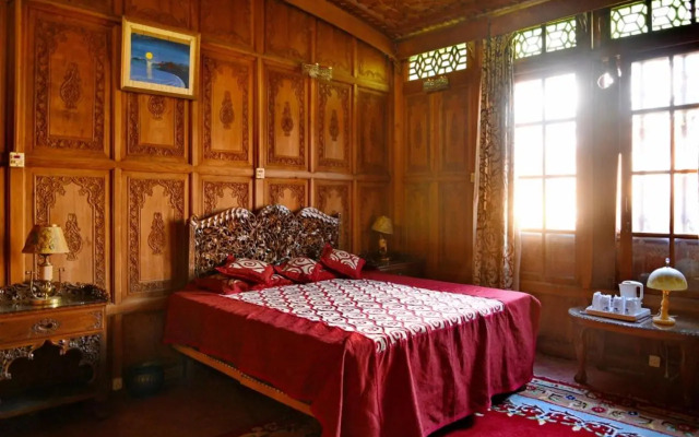 De Laila Houseboats Srinagar