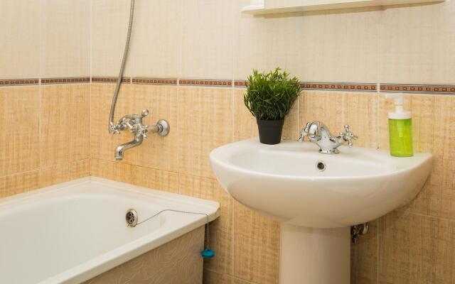 HomeHotel (HomeHotel) on 139 Komintern Street