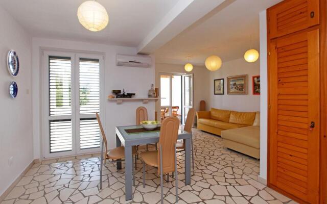 Apartments Mel