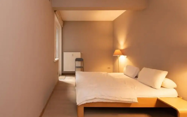 Apartment With Side sea View
