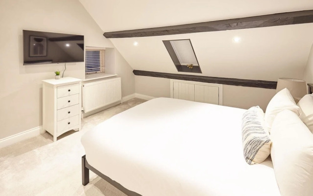 Host Stay Graham House