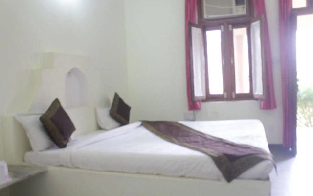 Sariska Tiger Camp Resort