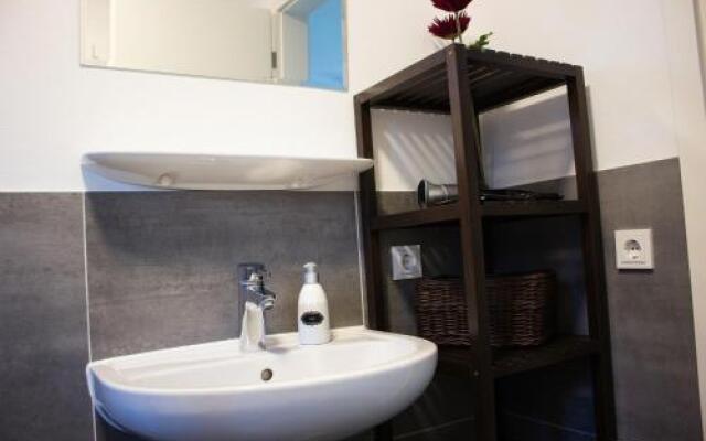 The Townhouse Apartment