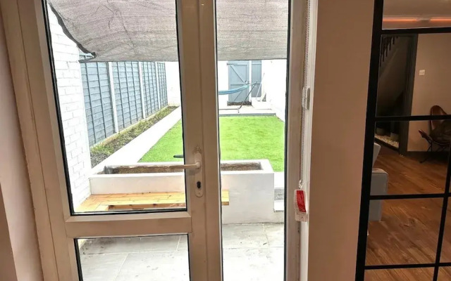 Leamington Spa-3 Bed-garden-pets-parking