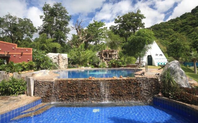 Masi Camp Resort