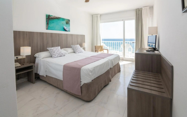 Hotel Club S'illot