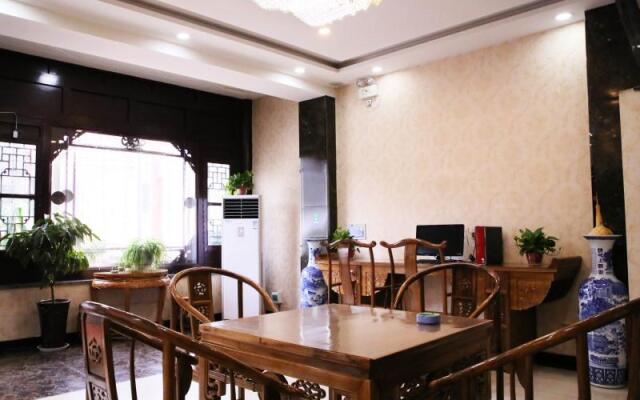 Shell Jinzhong Pingyao Ancient City East Gate Hotel