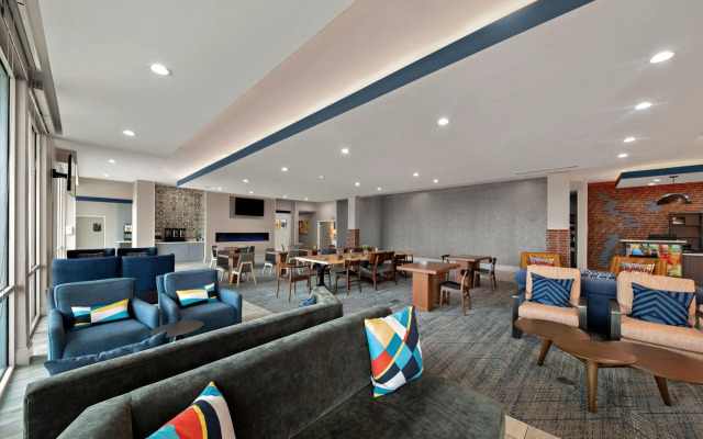 Four Points by Sheraton Plano