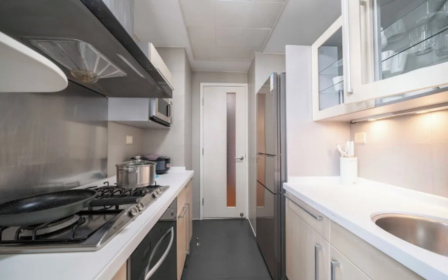 Tyms Spacious 2BR 1BA Apt Xuhui Metro