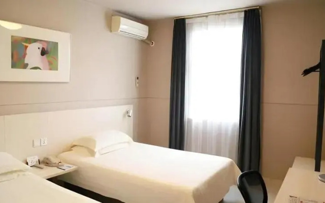 Jinjiang Inn Yueyang Railway Station