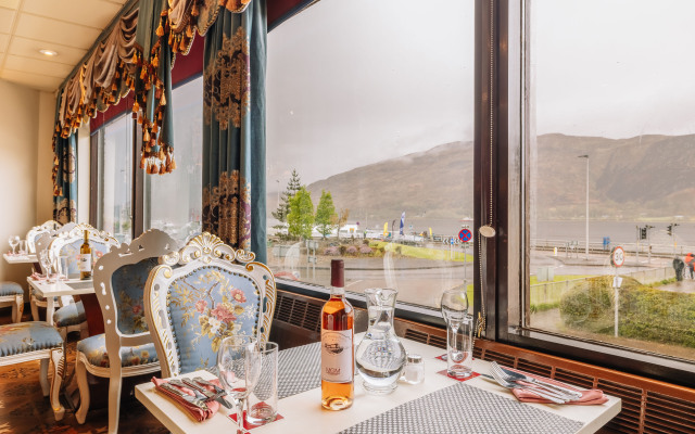 Muthu Fort William Hotel
