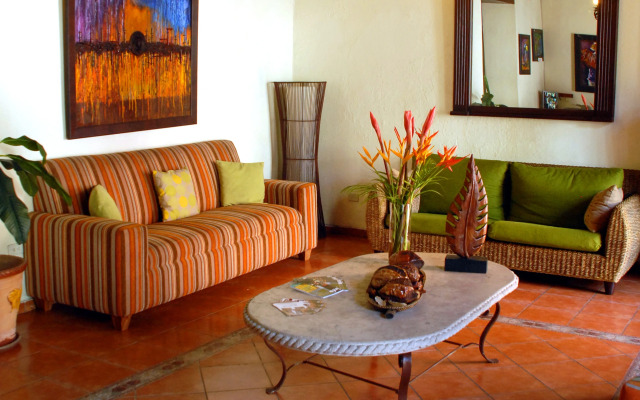 Suite Colonial by Cristi