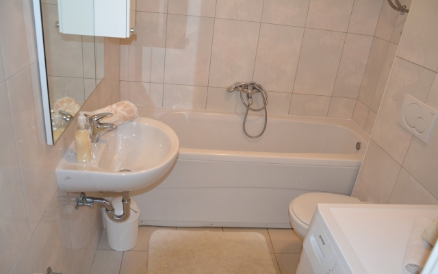 Apartment Marin2- near beach: A3 Trogir, Riviera Trogir