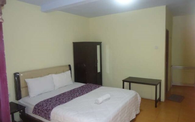 Adel Guest House