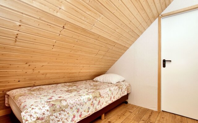 Peaceful Holiday Home in Bütgenbach With Garden
