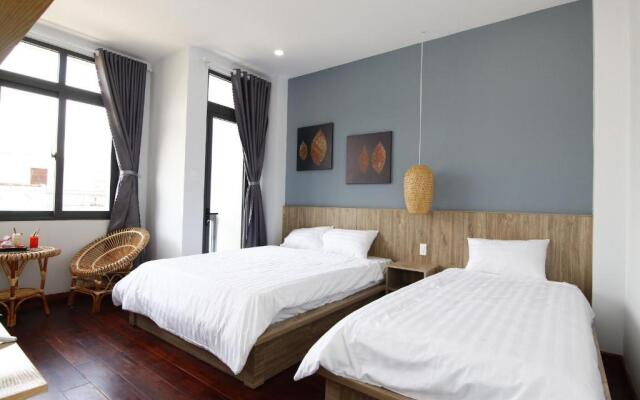 5 Elements Hostel