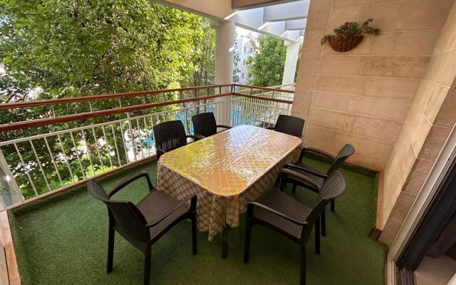 Royal Park - Paul's Place