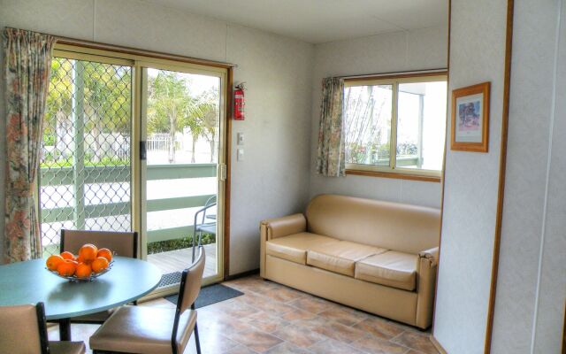 Lake Hamilton Motor Village & Caravan Park