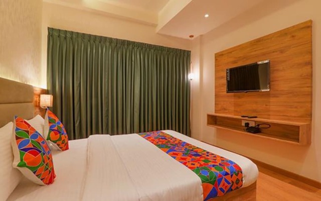 Fabhotel Pratham Inn