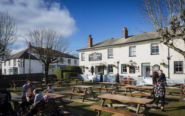 Rashleigh Arms