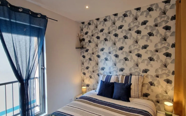 Chic & Central - Your Retreat in Le Mans