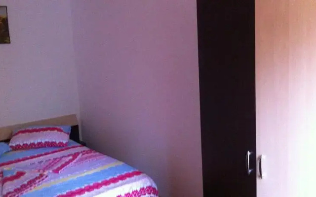 Oasis Apartment
