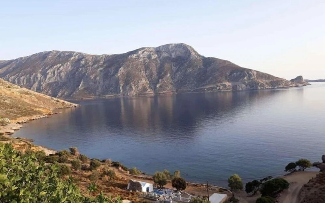 Skalia Mountain- Sea