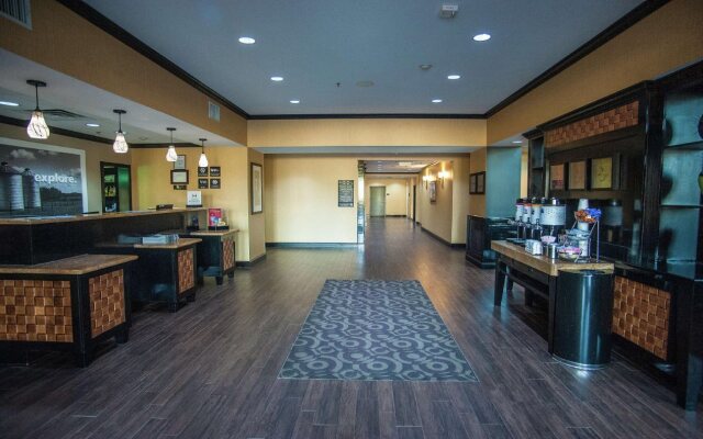 Hampton Inn & Suites Palestine