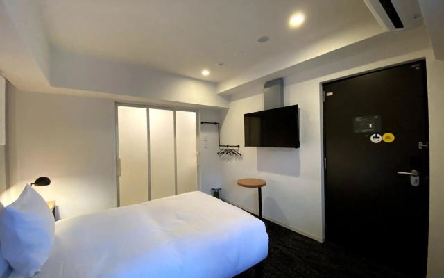 Umedaholic Hotel