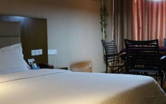 Yanhai Star Holiday Inn