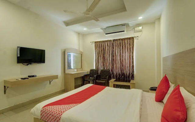 OYO 26739 Arasu Regency