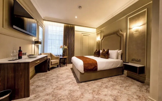 Walled City Hotel