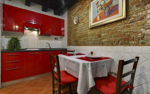 Grimaldi Apartments - Ai Carmini