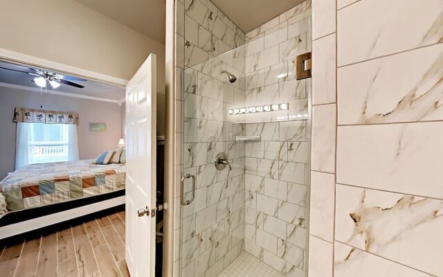 Serene #302 - 2 Br Condo