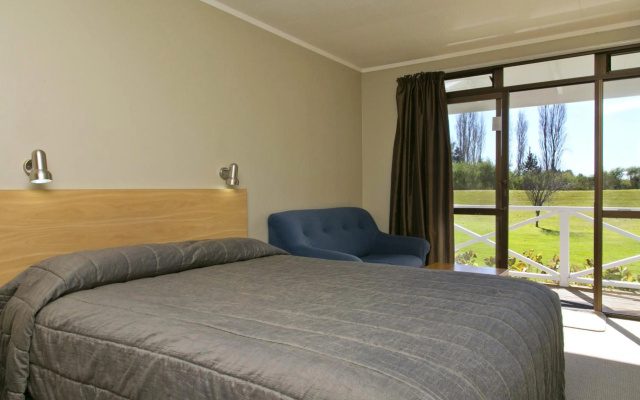 Turangi Bridge Motel – Guest Rooms – Turangi