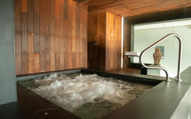 Quartz Hotel & SPA