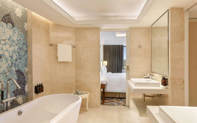 Dusit Thani Manila