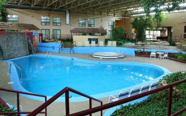 Townhouse Hotel Grand Forks